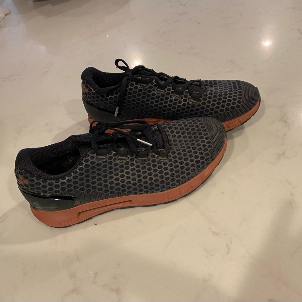 Under Armour Hovr Running shoes size 9